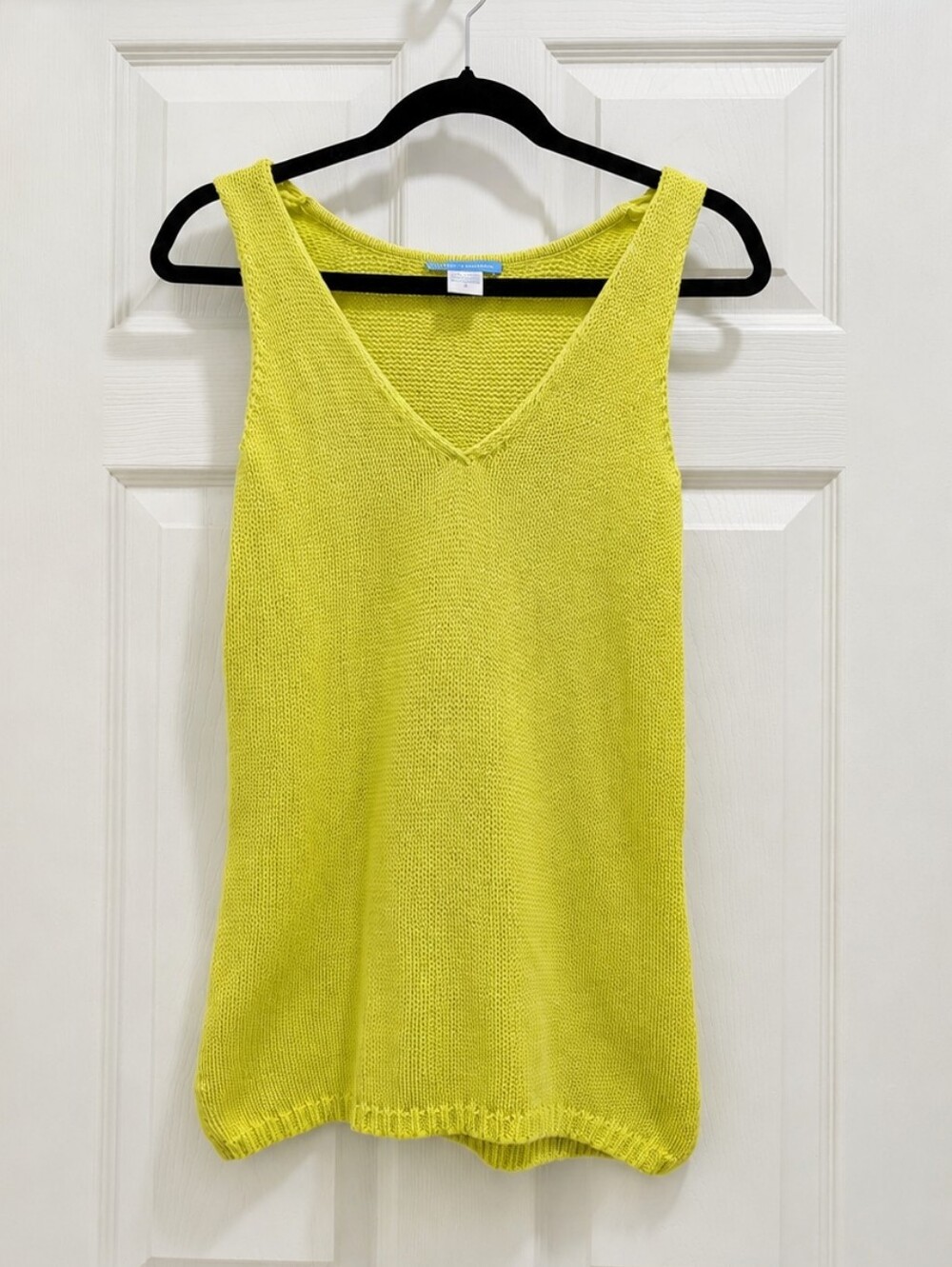 White + Warren Bright Lime V-Neck Knit Tank Small
